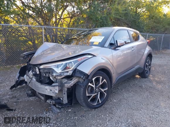 ✅ 2018 Toyota C-HR XLE • VIN: NMTKHMBX6JR015344 • Lot: 43637814. Listed on IAAI with 223,771 mi. Free auction sales archive from the USA and detailed vehicle history report at DreamBid. Image 18.