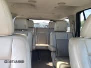 ✅ 2012 Ford Expedition Limited • VIN: 1FMJU1K58CEF59242 • Lot: 80541805. Wystawiony na Copart z przebiegiem 207 946 mil. Bezpłatny archiwum sprzedaży aukcyjnych z USA i szczegółowy raport historii pojazdu na DreamBid. Zdjęcie 10.