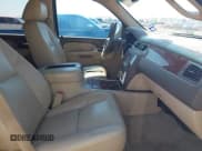 ✅ 2013 Chevrolet Tahoe LTZ • VIN: 1GNSKCE04DR331475 • Lot: 42897009. Listed on IAAI with 178,454 mi. Free auction sales archive from the USA and detailed vehicle history report at DreamBid. Image 5.