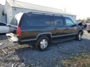✅ 1999 Chevrolet Suburban • VIN: 3GNFK16R1XG235858 • Лот: 89655545. Опубликован ранее на Copart с пробегом 168 276 миль. Бесплатный доступ к архиву аукционных продаж из США и подробный отчёт об истории автомобиля на DreamBid. Изображение 3.