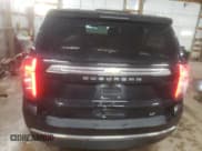 ✅ 2023 Chevrolet Suburban LT • VIN: 1GNSCCKD8PR379635 • Lot: 82086374. Wystawiony na Copart z przebiegiem 44 919 mil. Bezpłatny archiwum sprzedaży aukcyjnych z USA i szczegółowy raport historii pojazdu na DreamBid. Zdjęcie 6.