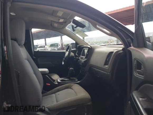 ✅ 2018 Chevrolet Colorado 2WD Work Truck • VIN: 1GCHSBEA8J1325601 • Lot: 43111811. Listed on IAAI with 117,378 mi. Free auction sales archive from the USA and detailed vehicle history report at DreamBid. Image 5.