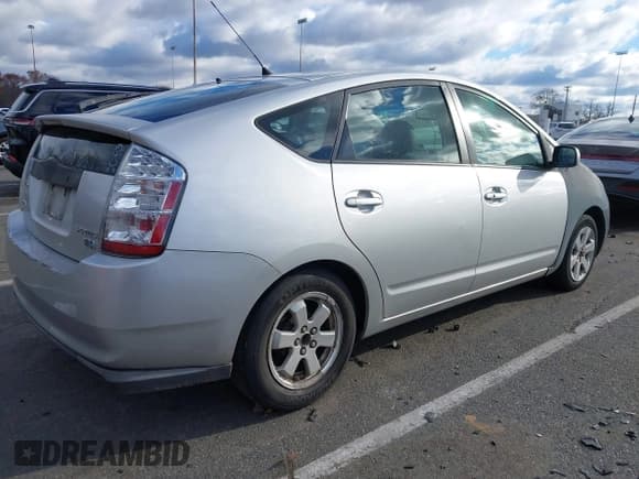 ✅ 2008 Toyota Prius • VIN: JTDKB20U683344301 • Lot: 43660874. Listed on IAAI with 299,749 mi. Free auction sales archive from the USA and detailed vehicle history report at DreamBid. Image 4.