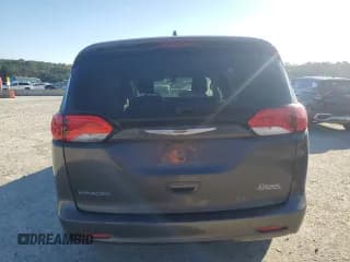 ✅ 2022 Chrysler Voyager LX • VIN: 2C4RC1CG9NR103427 • Lot: 90747775. Wystawiony na Copart z przebiegiem 86 536 mil. Bezpłatny archiwum sprzedaży aukcyjnych z USA i szczegółowy raport historii pojazdu na DreamBid. Zdjęcie 6.