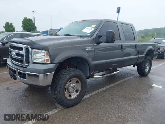 ✅ 2006 Ford F-250 XL • VIN: 1FTSW21516ED44655 • Lot: 42185426. Listed on IAAI with 169,044 mi. Free auction sales archive from the USA and detailed vehicle history report at DreamBid. Image 2.