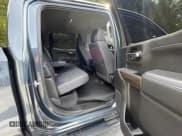 ✅ 2019 Chevrolet Silverado 1500 RST • VIN: 1GCUYEED1KZ393895 • Лот: 83983675. Опубликован ранее на Copart с пробегом 53 620 миль. Бесплатный доступ к архиву аукционных продаж из США и подробный отчёт об истории автомобиля на DreamBid. Изображение 6.