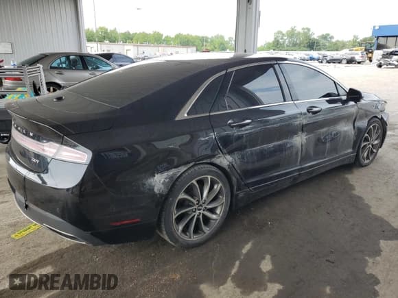 ✅ 2019 Lincoln MKZ Reserve I • VIN: 3LN6L5C97KR627222 • Lot: 66191905. Wystawiony na Copart z przebiegiem 71 244 mil. Bezpłatny archiwum sprzedaży aukcyjnych z USA i szczegółowy raport historii pojazdu na DreamBid. Zdjęcie 3.