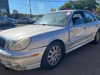 2004 Hyundai Sonata GLS with VIN KMHWF35H74A973171, listed as a Copart auction lot 77613394 with 151,973 mi miles and Clean title. Bid and sale history available at DreamBid. Image 2.