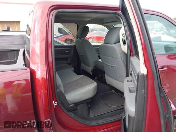 ✅ 2019 Ram 1500 Lone Star • VIN: 1C6RR6LT7KS529739 • Lot: 42335711. Listed on IAAI with 84,602 mi. Free auction sales archive from the USA and detailed vehicle history report at DreamBid. Image 8.