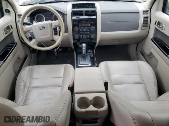 ✅ 2009 Ford Escape Hybrid • VIN: 1FMCU59359KB19042 • Lot: 71914005. Listed on Copart with 207,520 mi. Free auction sales archive from the USA and detailed vehicle history report at DreamBid. Image 8.