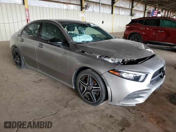 ✅ 2020 Mercedes-Benz A 220 • VIN: W1K3G4FB4LW043532 • Lot: 51285845. Wystawiony na Copart z przebiegiem 21 863 mil. Bezpłatny archiwum sprzedaży aukcyjnych z USA i szczegółowy raport historii pojazdu na DreamBid. Zdjęcie 4.