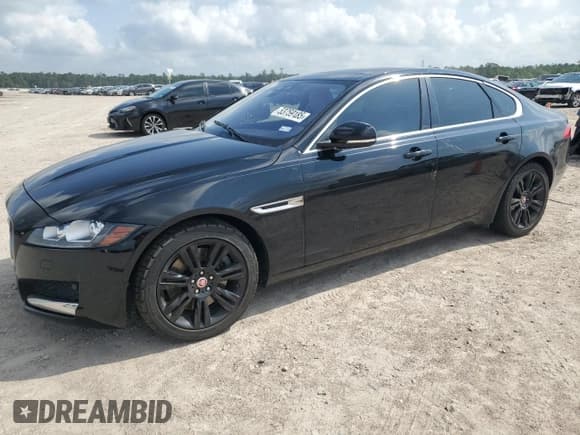 ✅ 2017 Jaguar XF 35t Premium • VIN: SAJBJ4BV9HCY37427 • Lot: 53759185. Listed on Copart with 64,330 mi. Free auction sales archive from the USA and detailed vehicle history report at DreamBid. Image 1.
