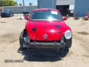 ✅ 2014 Volkswagen Beetle 2.5L • VIN: 3VWHX7AT8EM607412 • Lot: 42498009. Wystawiony na IAAI z przebiegiem 151 020 mil. Bezpłatny archiwum sprzedaży aukcyjnych z USA i szczegółowy raport historii pojazdu na DreamBid. Zdjęcie 13.