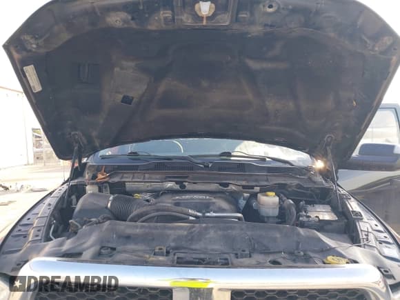 ✅ 2017 Ram 2500 Tradesman • VIN: 3C6UR5CJ8HG589788 • Lot: 43453153. Wystawiony na IAAI z przebiegiem 234 528 mil. Bezpłatny archiwum sprzedaży aukcyjnych z USA i szczegółowy raport historii pojazdu na DreamBid. Zdjęcie 10.