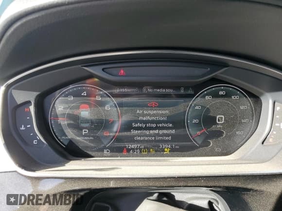 ✅ 2023 Audi A8 • VIN: WAULDAF85PN010277 • Lot: 74598694. Listed on Copart with 12,497 mi. Free auction sales archive from the USA and detailed vehicle history report at DreamBid. Image 9.