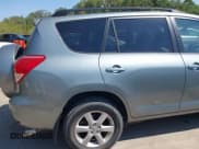 ✅ 2007 Toyota RAV4 Limited • VIN: JTMZD34V175073992 • Lot: 43223497. Listed on IAAI with 186,234 mi. Free auction sales archive from the USA and detailed vehicle history report at DreamBid. Image 6.