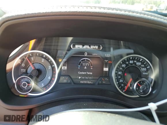 ✅ 2023 Ram 2500 Laramie • VIN: 3C6UR5FL8PG588426 • Lot: 71682115. Wystawiony na Copart z przebiegiem 67 019 mil. Bezpłatny archiwum sprzedaży aukcyjnych z USA i szczegółowy raport historii pojazdu na DreamBid. Zdjęcie 9.