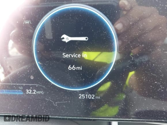 ✅ 2024 Hyundai Elantra Limited • VIN: KMHLP4DG4RU662057 • Lot: 43411119. Listed on IAAI with 25,102 mi. Free auction sales archive from the USA and detailed vehicle history report at DreamBid. Image 15.