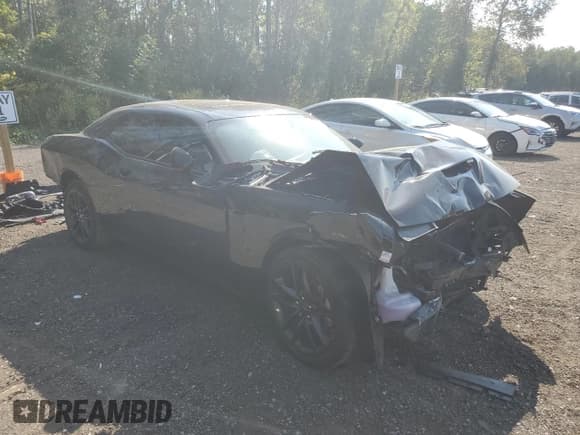 ✅ 2023 Dodge Challenger GT • VIN: 2C3CDZKG8PH525477 • Lot: 67397644. Wystawiony na Copart z przebiegiem 28 832 mil. Bezpłatny archiwum sprzedaży aukcyjnych z USA i szczegółowy raport historii pojazdu na DreamBid. Zdjęcie 4.