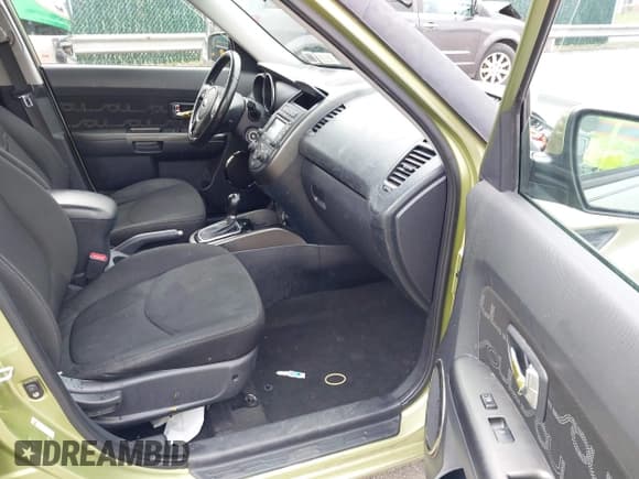 ✅ 2013 Kia Soul + • VIN: KNDJT2A64D7501142 • Lot: 43524331. Listed on IAAI with Not provided. Free auction sales archive from the USA and detailed vehicle history report at DreamBid. Image 5.