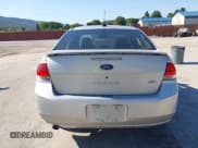 ✅ 2008 Ford Focus SE • VIN: 1FAHP35NX8W277905 • Лот: 43112725. Опубликован ранее на IAAI с пробегом 152 036 миль. Бесплатный доступ к архиву аукционных продаж из США и подробный отчёт об истории автомобиля на DreamBid. Изображение 17.