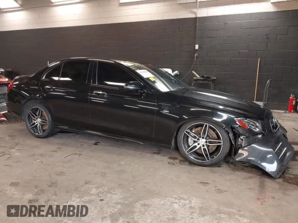 ✅ 2019 Mercedes-Benz E 53 AMG • VIN: WDDZF6BB6KA617963 • Lot: 41594448. Listed on IAAI with 86,359 mi. Free auction sales archive from the USA and detailed vehicle history report at DreamBid. Image 1.