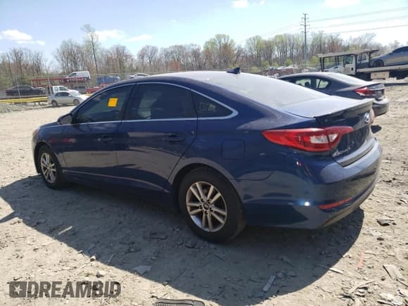 ✅ 2017 Hyundai Sonata SE • VIN: 5NPE24AF7HH583045 • Lot: 47477413. Listed on Copart with 135,786 mi. Free auction sales archive from the USA and detailed vehicle history report at DreamBid. Image 2.