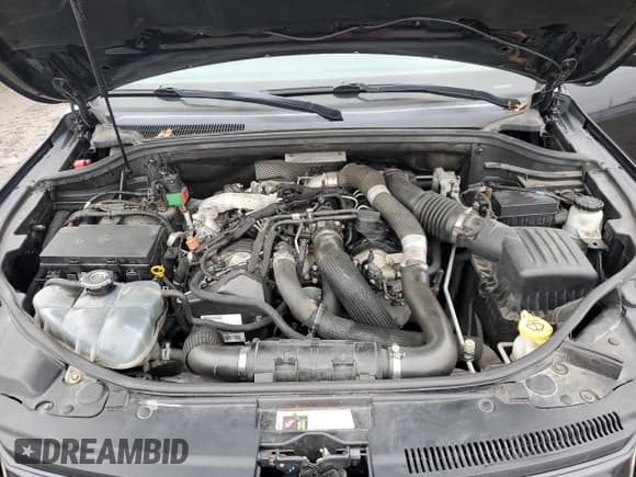 ✅ 2015 Jeep Grand Cherokee Overland • VIN: 1C4RJFCM5FC847707 • Lot: 86420784. Listed on Copart with 124,300 mi. Free auction sales archive from the USA and detailed vehicle history report at DreamBid. Image 12.