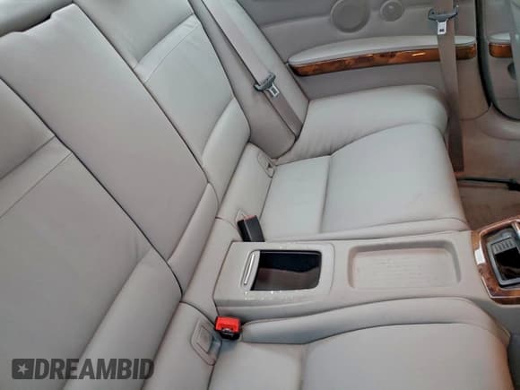 ✅ 2007 BMW 3 Series 328xi • VIN: WBAWV535X7PW24483 • Lot: 93407895. Listed on Copart with 54,325 mi. Free auction sales archive from the USA and detailed vehicle history report at DreamBid. Image 10.