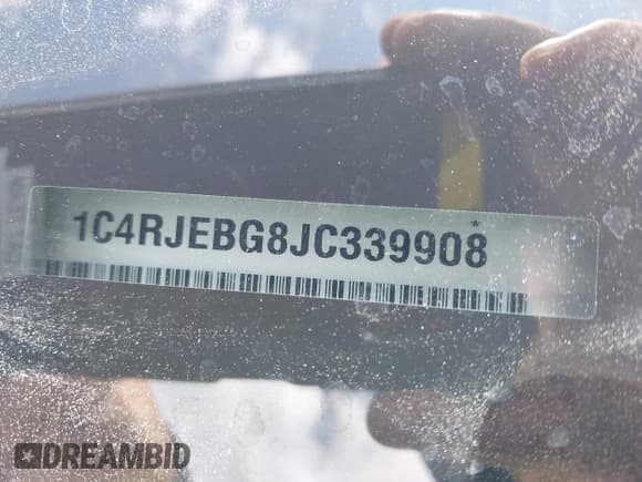 ✅ 2018 Jeep Grand Cherokee Limited • VIN: 1C4RJEBG8JC339908 • Lot: 42442483. Listed on IAAI with 42,626 mi. Free auction sales archive from the USA and detailed vehicle history report at DreamBid. Image 9.