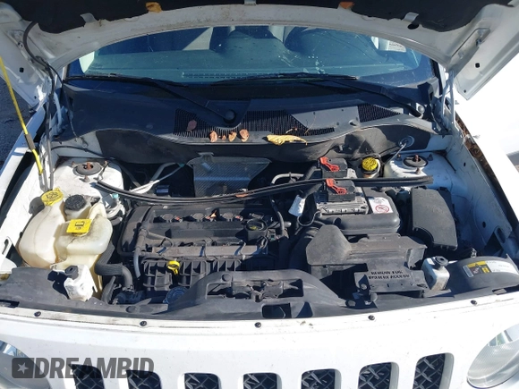 ✅ 2016 Jeep Patriot Sport SE • VIN: 1C4NJPBA1GD547928 • Lot: 43296956. Wystawiony na IAAI z przebiegiem 145 781 mil. Bezpłatny archiwum sprzedaży aukcyjnych z USA i szczegółowy raport historii pojazdu na DreamBid. Zdjęcie 10.