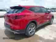 2023 Chevrolet Blazer LT z VIN 3GNKBCR43PS209835, wystawiony jako IAAI lot #42602606 z przebiegiem 23 924 mil mil oraz . Historia ofert i sprzedaży dostępna na DreamBid. Obrazek 4.