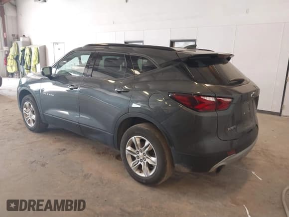 ✅ 2020 Chevrolet Blazer LT • VIN: 3GNKBBRA3LS536424 • Лот: 42459499. Опубликован ранее на IAAI с пробегом 97 134 миль. Бесплатный доступ к архиву аукционных продаж из США и подробный отчёт об истории автомобиля на DreamBid. Изображение 3.