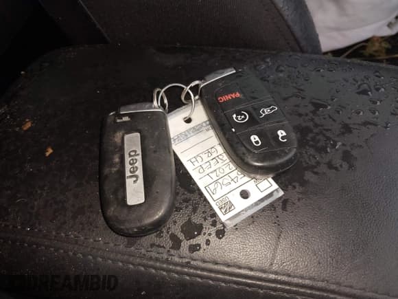 ✅ 2021 Jeep Grand Cherokee Laredo X • VIN: 1C4RJFAG7MC854569 • Lot: 43526228. Listed on IAAI with 52,442 mi. Free auction sales archive from the USA and detailed vehicle history report at DreamBid. Image 11.