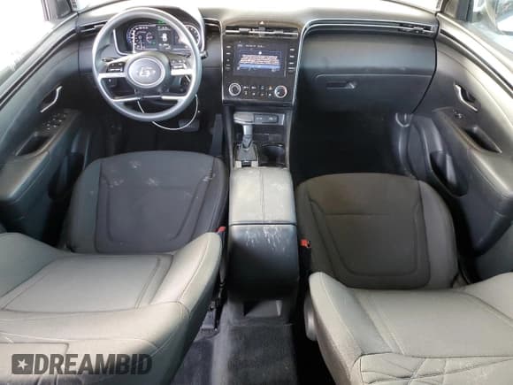 ✅ 2022 Hyundai Tucson SE • VIN: 5NMJA3AE8NH004477 • Lot: 76228434. Wystawiony na Copart z przebiegiem 40 791 mil. Bezpłatny archiwum sprzedaży aukcyjnych z USA i szczegółowy raport historii pojazdu na DreamBid. Zdjęcie 8.