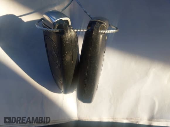 ✅ 2019 Jeep Cherokee Latitude Plus • VIN: 1C4PJLLBXKD202138 • Lot: 43426940. Wystawiony na IAAI z przebiegiem 96 612 mil. Bezpłatny archiwum sprzedaży aukcyjnych z USA i szczegółowy raport historii pojazdu na DreamBid. Zdjęcie 11.