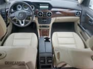 ✅ 2014 Mercedes-Benz GLK 350 • VIN: WDCGG5HB4EG321979 • Lot: 91522465. Listed on Copart with 74,129 mi. Free auction sales archive from the USA and detailed vehicle history report at DreamBid. Image 8.