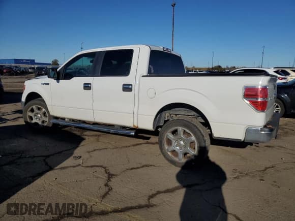 ✅ 2014 Ford F-150 XLT • VIN: 1FTFW1EF1EFB11818 • Lot: 82645995. Listed on Copart with 254,962 mi. Free auction sales archive from the USA and detailed vehicle history report at DreamBid. Image 2.