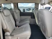 ✅ 2010 Chrysler Town & Country Touring Plus • VIN: 2A4RR8DX7AR404580 • Lot: 85706075. Wystawiony na Copart z przebiegiem 200 741 mil. Bezpłatny archiwum sprzedaży aukcyjnych z USA i szczegółowy raport historii pojazdu na DreamBid. Zdjęcie 11.