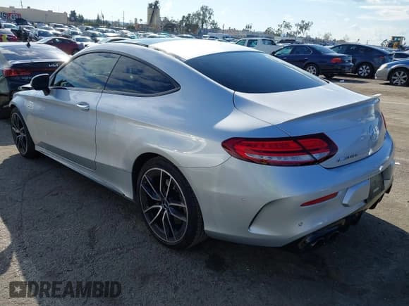 ✅ 2020 Mercedes-Benz C 43 AMG • VIN: WDDWJ6EB1LF957796 • Lot: 41421124. Listed on IAAI with 31,400 mi. Free auction sales archive from the USA and detailed vehicle history report at DreamBid. Image 3.