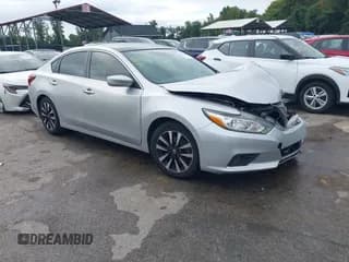 ✅ 2018 Nissan Altima SV • VIN: 1N4AL3AP3JC213233 • Lot: 43181700. Wystawiony na IAAI z przebiegiem 115 953 mil. Bezpłatny archiwum sprzedaży aukcyjnych z USA i szczegółowy raport historii pojazdu na DreamBid. Zdjęcie 1.