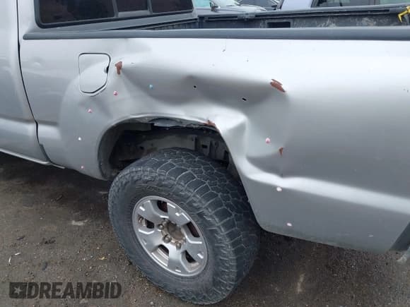 ✅ 2006 Toyota Tacoma PreRunner • VIN: 5TETU62N36Z153154 • Lot: 42450775. Wystawiony na IAAI z przebiegiem 421 651 mil. Bezpłatny archiwum sprzedaży aukcyjnych z USA i szczegółowy raport historii pojazdu na DreamBid. Zdjęcie 17.