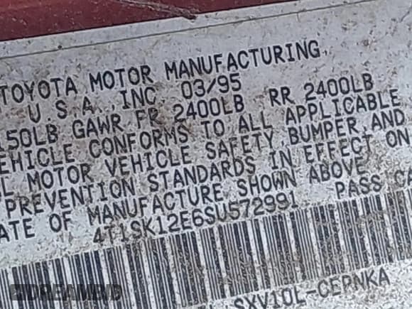 ✅ 1995 Toyota Camry LE • VIN: 4T1SK12E6SU572991 • Lot: 42850808. Wystawiony na IAAI z przebiegiem 226 921 mil. Bezpłatny archiwum sprzedaży aukcyjnych z USA i szczegółowy raport historii pojazdu na DreamBid. Zdjęcie 9.