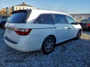 ✅ 2013 Honda Odyssey EX • VIN: 5FNRL5H48DB056004 • Lot: 94121775. Listed on Copart with 126,230 mi. Free auction sales archive from the USA and detailed vehicle history report at DreamBid. Image 3.