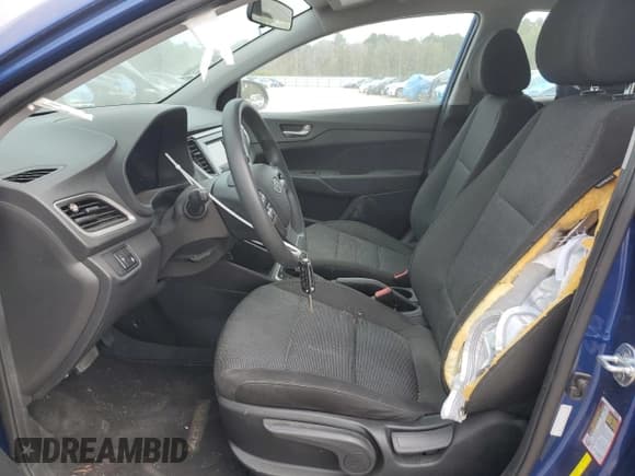 ✅ 2022 Hyundai Accent SE • VIN: 3KPC24A61NE170190 • Лот: 67552024. Опубликован ранее на Copart с пробегом 70 379 миль. Бесплатный доступ к архиву аукционных продаж из США и подробный отчёт об истории автомобиля на DreamBid. Изображение 7.