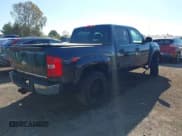 ✅ 2010 Chevrolet Silverado 1500 LT • VIN: 3GCRKSE39AG153117 • Lot: 43525180. Wystawiony na IAAI z przebiegiem 170 808 mil. Bezpłatny archiwum sprzedaży aukcyjnych z USA i szczegółowy raport historii pojazdu na DreamBid. Zdjęcie 4.