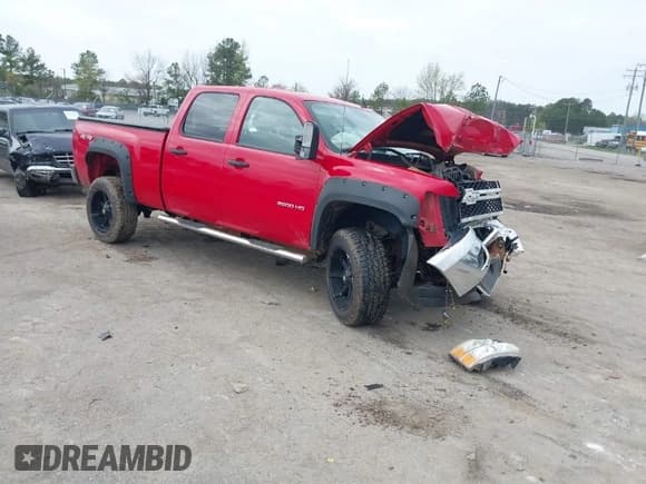 ✅ 2011 Chevrolet Silverado 2500HD LT • VIN: 1GC1KXCG4BF106466 • Лот: 41940805. Опубликован ранее на IAAI с пробегом 186 719 миль. Бесплатный доступ к архиву аукционных продаж из США и подробный отчёт об истории автомобиля на DreamBid. Изображение 1.
