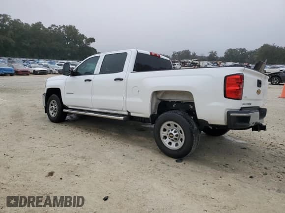 ✅ 2016 Chevrolet Silverado 2500HD Work Truck • VIN: 1GC1CUEG1GF231487 • Lot: 86179224. Wystawiony na Copart z przebiegiem 120 673 mil. Bezpłatny archiwum sprzedaży aukcyjnych z USA i szczegółowy raport historii pojazdu na DreamBid. Zdjęcie 2.