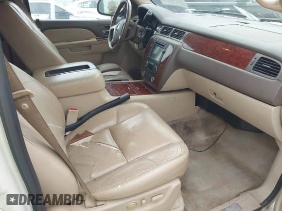 ✅ 2011 Chevrolet Tahoe LTZ • VIN: 1GNSCCE05BR367234 • Lot: 43744113. Listed on IAAI with 189,091 mi. Free auction sales archive from the USA and detailed vehicle history report at DreamBid. Image 5.