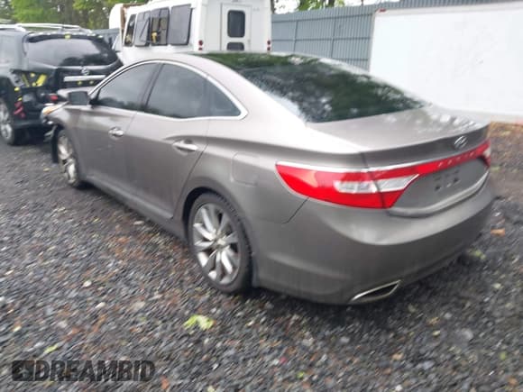✅ 2012 Hyundai Azera • VIN: KMHFH4JGXCA152917 • Lot: 42278803. Wystawiony na IAAI z przebiegiem 98 890 mil. Bezpłatny archiwum sprzedaży aukcyjnych z USA i szczegółowy raport historii pojazdu na DreamBid. Zdjęcie 3.